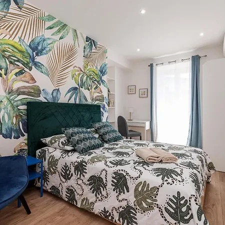 Casa Reine Jeanne- Ideal Groups & Family -central Near Train Station - Parking - New&confort-ac *