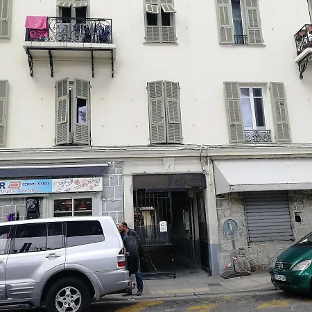 Casa Reine Jeanne- Ideal Groups & Family -central Near Train Station - Parking - New&confort-ac * Nice